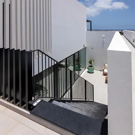 Coloured Mansion In Corralejo 科拉雷侯